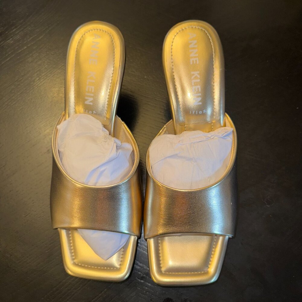 Golden Anne Klien heels
